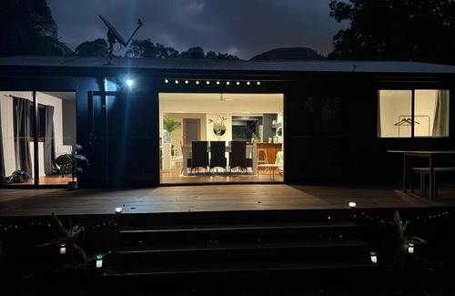 Byfield House | Byfields Beach Lakes Farm Stay