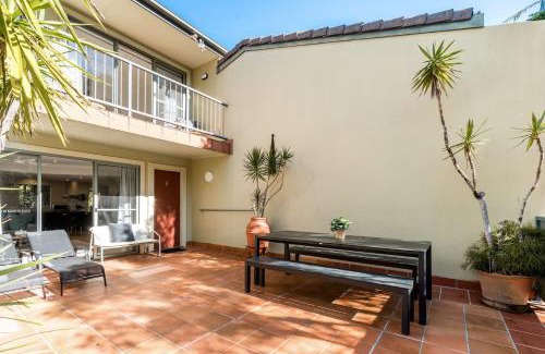 Belongil House | Byron Beachside 2