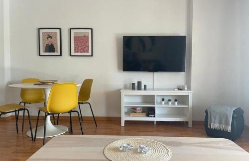 Torrequebrada Apartment | Cálido apartamento con gran terraza y vistas a 600 metros del mar