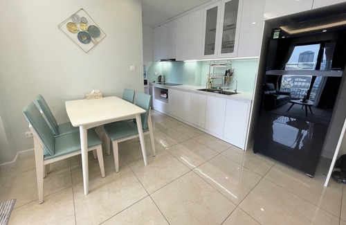 Trung Hoa Nhan Chinh Apartment | căn hộ 2 phòng ngủ view đẹp tại vinhomes dcappital