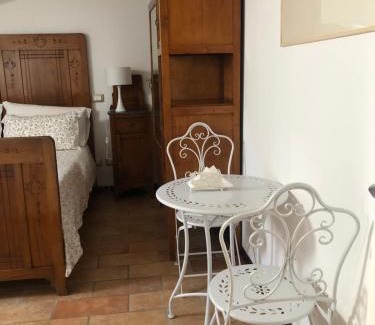 Montelaguardia Bed & Breakfast | C'era Una Volta B&B