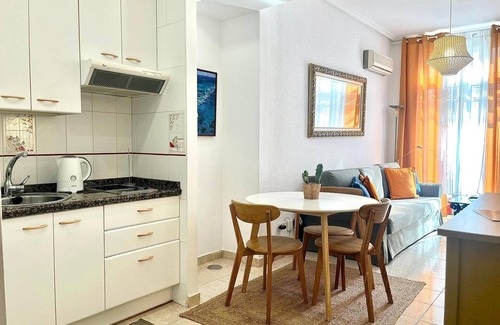 Alicante City Centre Apartment | C Ntrico y Acogedor Ideal Para Explorar la Ciudad