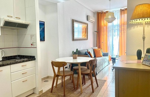 Alicante City Centre Apartment | C Ntrico y Acogedor Ideal Para Explorar la Ciudad
