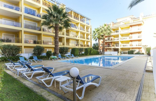 Lagos Apartment | C15 - The Patio do Convento Apartment