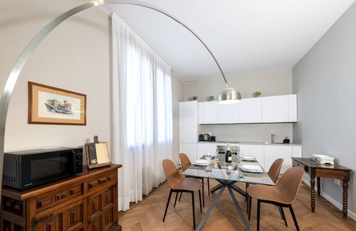 Santa Maria in Stelle Villa | Ca' delle Contesse - entire Liberty style villa on lagoon with private docking