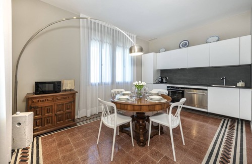 Santa Maria in Stelle Villa | Ca' delle Contesse - entire Liberty style villa on lagoon with private docking