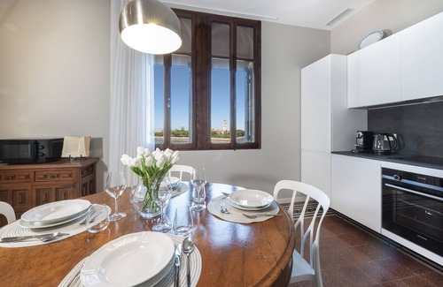 Santa Maria in Stelle Villa | Ca' delle Contesse - entire Liberty style villa on lagoon with private docking
