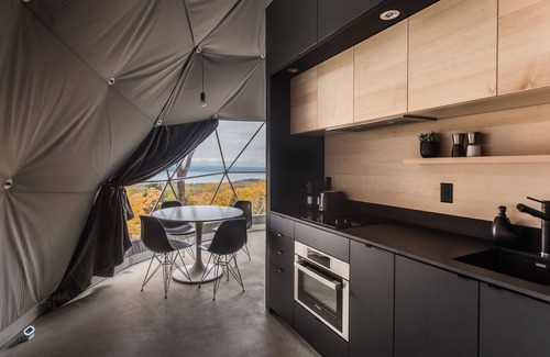 Petite-Riviere-Saint-Francois Cabin | Vue impressionnante sur le fleuve