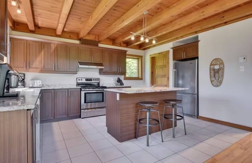 Petite-Riviere-Saint-Francois Cottage | Dreaming unit near Le Massif