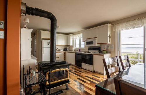 St-Francois-de-l'Ile-d'Orleans Ski Chalet | Chalet Danneau