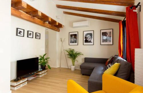 San Pablo Apartment | CA3 - Duplex de dos dormitorios en el Centro Histórico con garaje