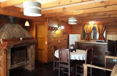 Lanin National Park Apartment | cabaña junto al arroyo