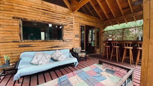 Batuco Ski Chalet | CABAÑA RUSTICANA
