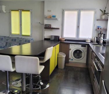 Frontignan House | Cabanès des Aresquiers