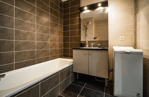 Novel Apartment | CABANA & Le Manoir