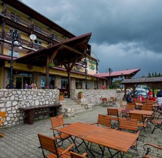 Predeal Hotel | Cabana Trei Brazi