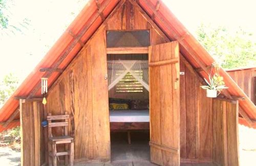 Poneloya Hostel | Cabanas Rusticas