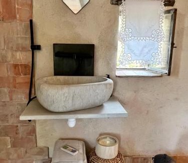 Lourmarin Other | Cabanon bucolique face au Luberon