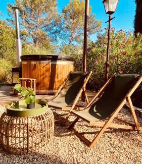 Le Beausset House | Cabanon Tihou bain nordique privatif piscine havre de paix