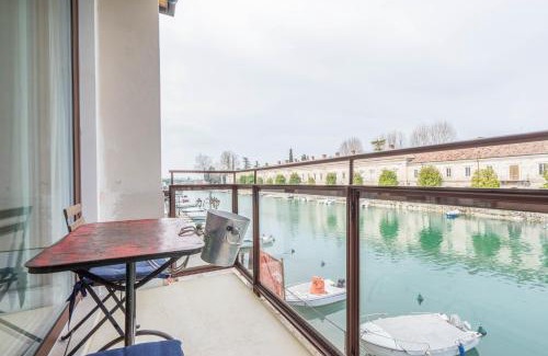 Peschiera del Garda City Centre Apartment | CABANON urban apartments