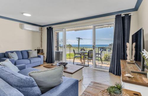 Bogangar Apartment | Cabarita Beachfront Ocean View 12