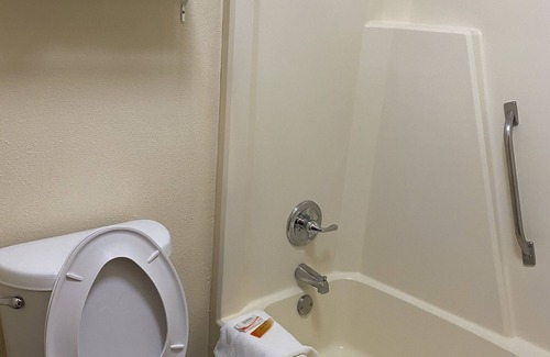 Concord Hotel | Cabarrus Inn
