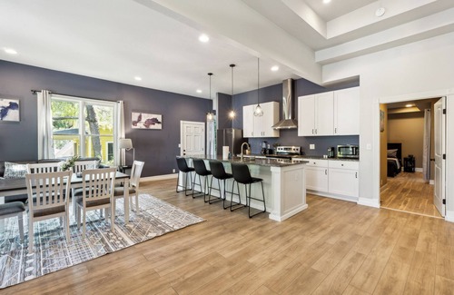 Cabbagetown House | Cabbagetown ATL Gem: Close to Beltline, Art & Local Eats