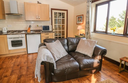 High Peak Cottage | Cabin ∙ 1 bedroom ∙ 2 guests