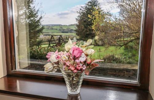 High Peak Cottage | Cabin ∙ 1 bedroom ∙ 2 guests