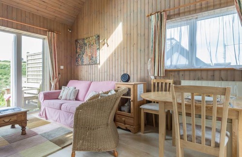 Port Gaverne Cottage | Cabin ∙ 2 bedrooms ∙ 4 guests