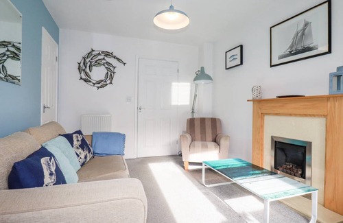 Charlestown Cottage | Cabin ∙ 2 bedrooms ∙ 4 guests