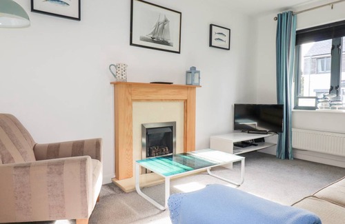 Charlestown Cottage | Cabin ∙ 2 bedrooms ∙ 4 guests