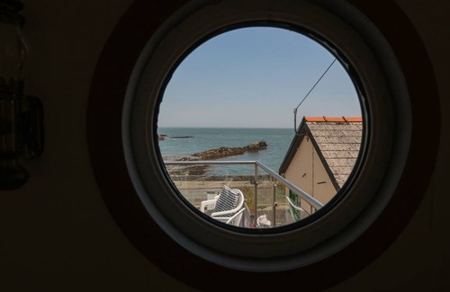 Amlwch Cottage | Cabin ∙ 2 bedrooms ∙ 4 guests