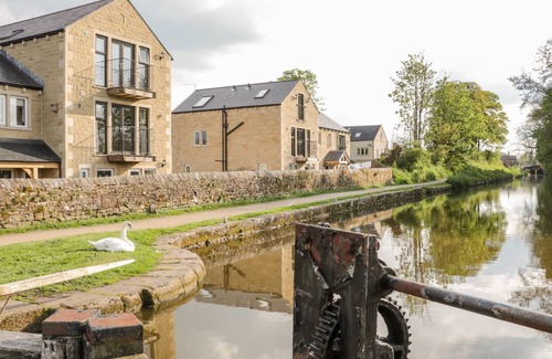 Gargrave Cottage | Cabin ∙ 2 bedrooms ∙ 4 guests