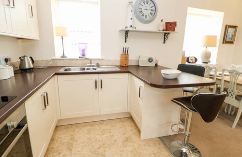 Amble Cottage | Cabin ∙ 2 bedrooms ∙ 4 guests
