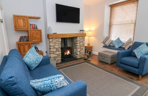 Flookburgh Cottage | Cabin ∙ 2 bedrooms ∙ 4 guests
