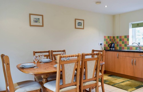 Knott End-on-Sea Cottage | Cabin ∙ 2 bedrooms ∙ 4 guests