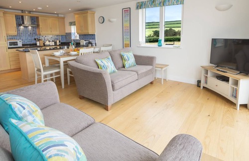 Burgh Island Cottage | Cabin ∙ 3 bedrooms ∙ 6 guests