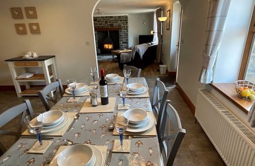 Lampeter Cottage | Cabin ∙ 3 bedrooms ∙ 5 guests