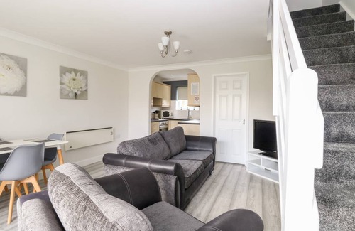 Corton Cottage | Cabin ∙ 3 bedrooms ∙ 5 guests