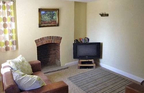 Ludwel Cottage | Cabin ∙ 3 bedrooms ∙ 5 guests