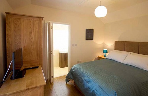 Carlton-in-Cleveland Cottage | Cabin ∙ 3 bedrooms ∙ 6 guests