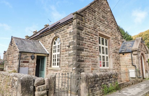 Birchover Cottage | Cabin ∙ 3 bedrooms ∙ 6 guests