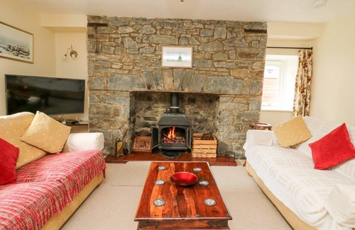 Mydroilin Cottage | Cabin ∙ 3 bedrooms ∙ 7 guests