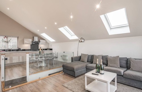Rastrick Cottage | Cabin ∙ 4 bedrooms ∙ 8 guests