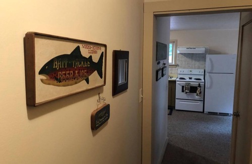 Birchwood Cabin | Cabin 5 - Pet Friendly updated 3 bedroom Cabin with 1 Boat Slip Included