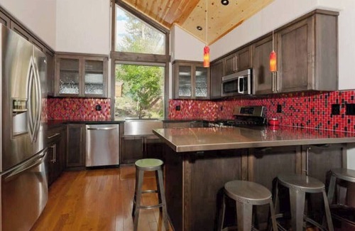 Truckee Cabin | Cabin Azul | Ski Lease Now Available!