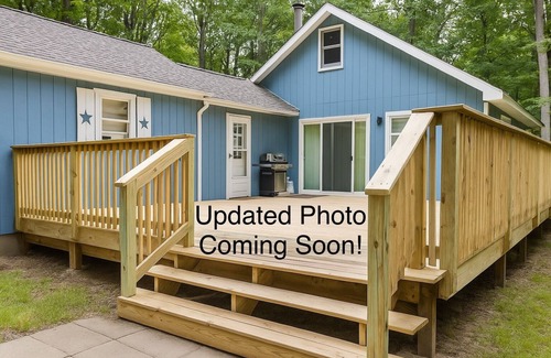 Calvin Cabin | Cabin Close to Raystown Lake Hot Tub Fire Pit Newly Renovated