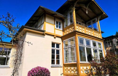 Heringsdorf House | Cabin Comfortable holiday residence