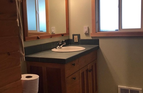 Crescent Cabin | Cabin on Crescent Creek -Close to Crater, Crescent, Odell & Waldo Lakes